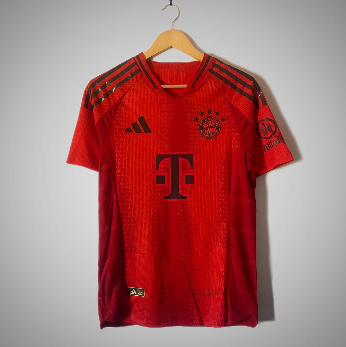 Bayern Munich 2024/25 Home Musiala #42