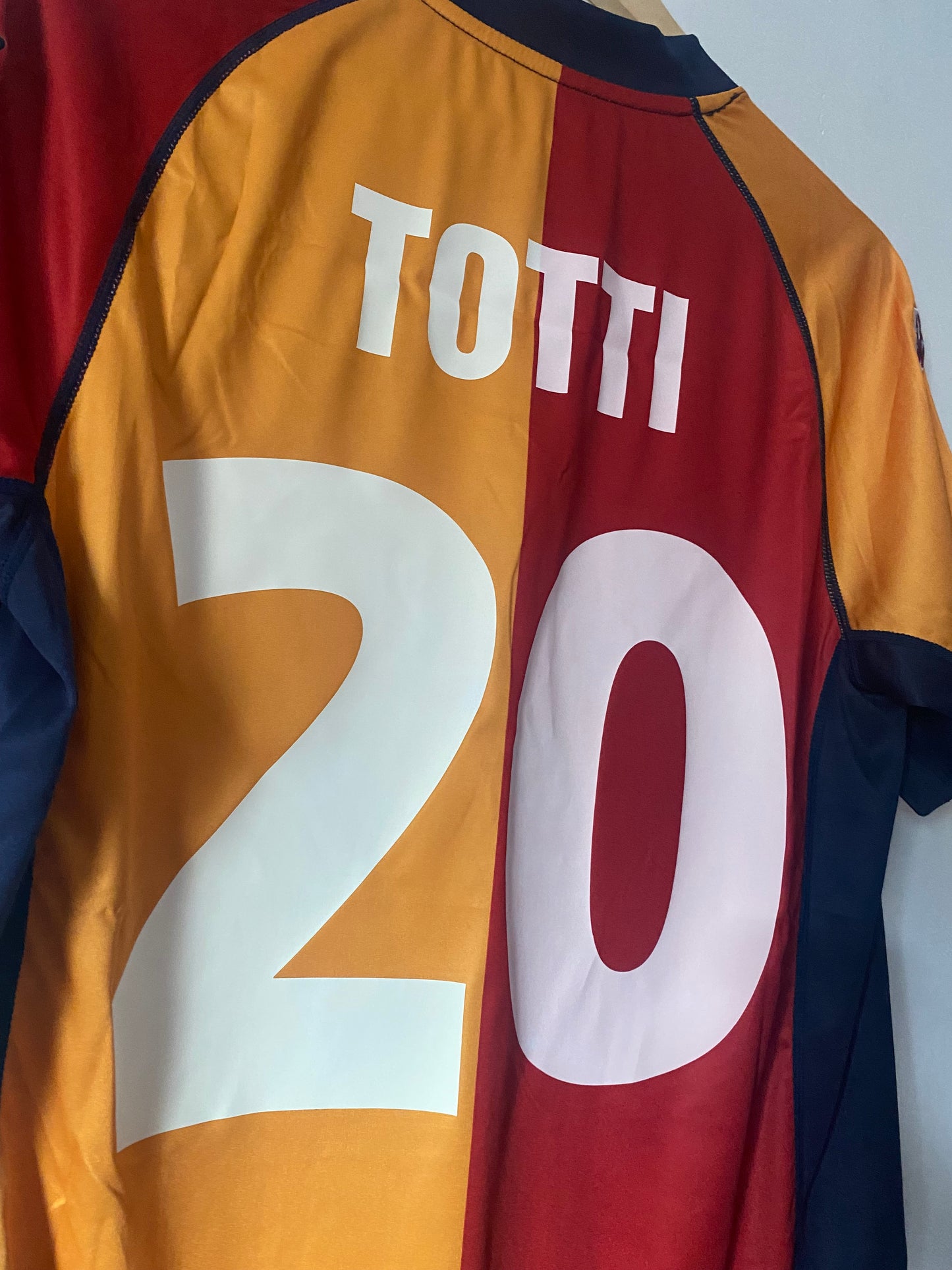 Roma Retro Home Totti #20