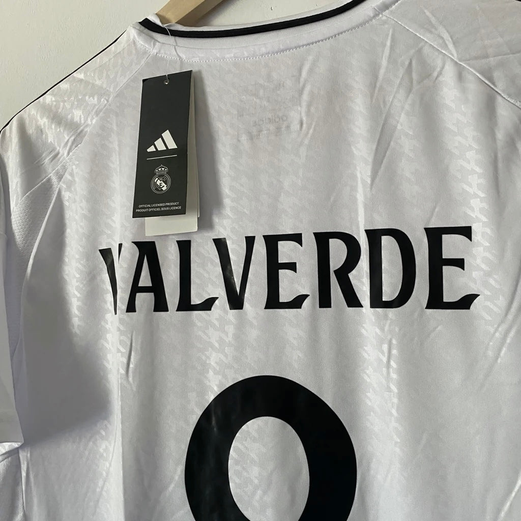 Real Madrid 2024/25 Home Valverde #8