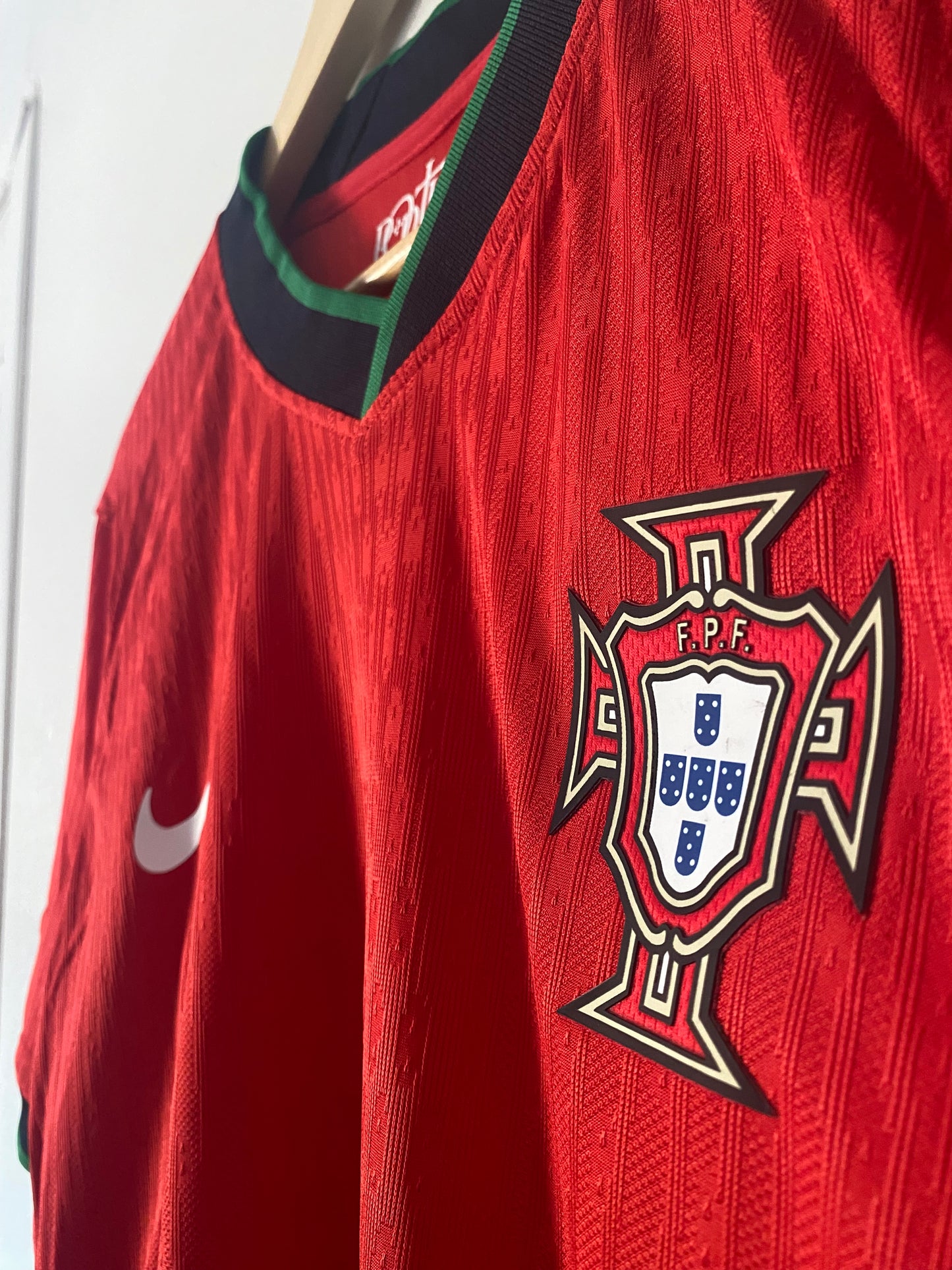 Player Version Portugal 2024/25 Home B.Fernandes #8