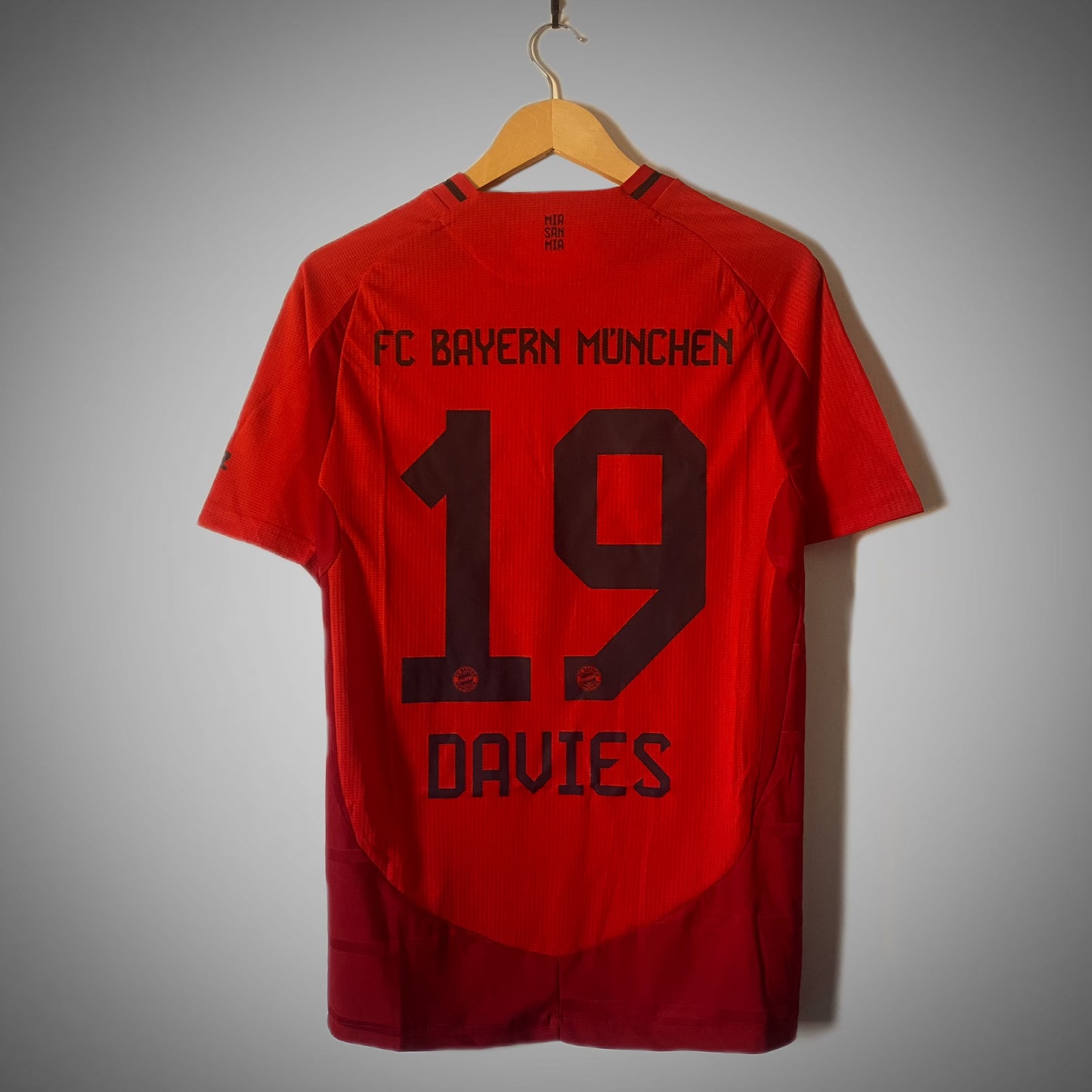 Bayern Munich 2024/25 Home Davies #19