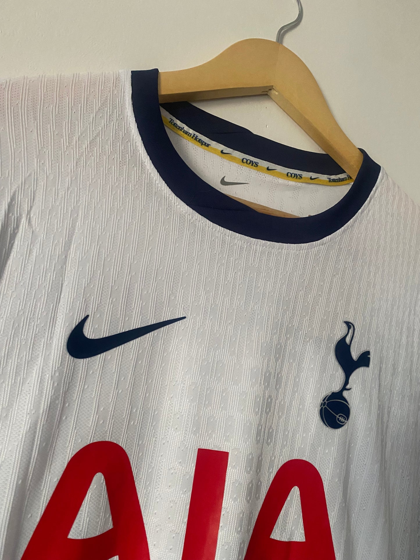 Player Version Tottenham 2024/25 Home Maddison #10