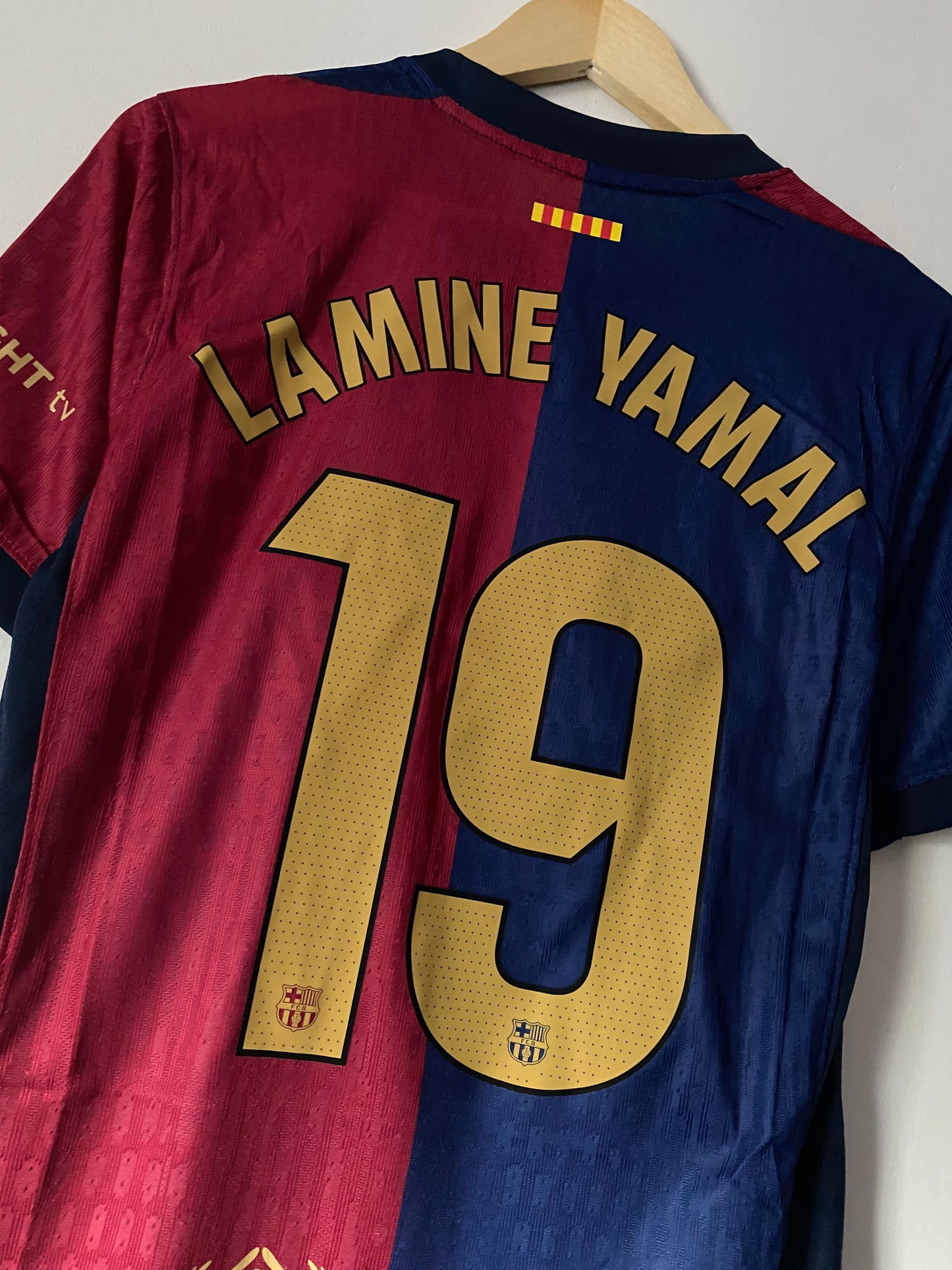 Player Version Barcelona 2024/25 Home Lamine Yamal #19