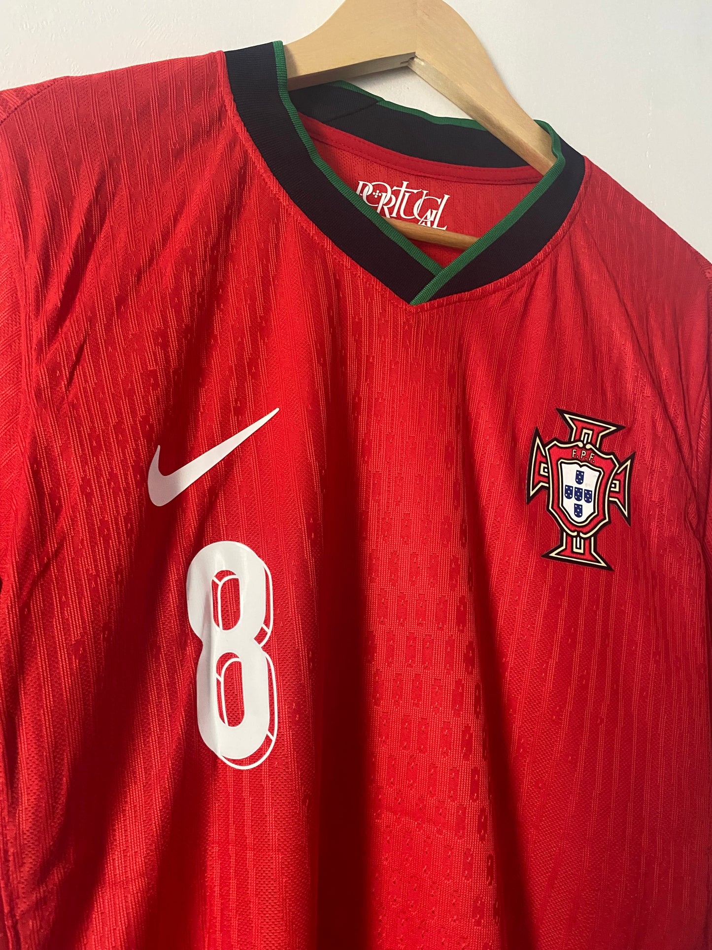 Player Version Portugal 2024/25 Home B.Fernandes #8