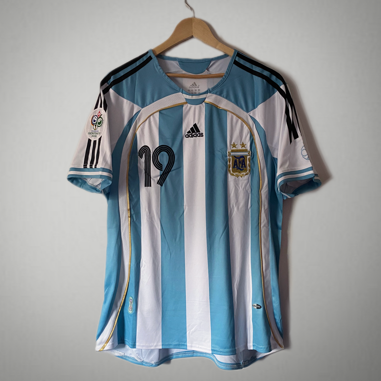 Retro Argentina Home Messi #19