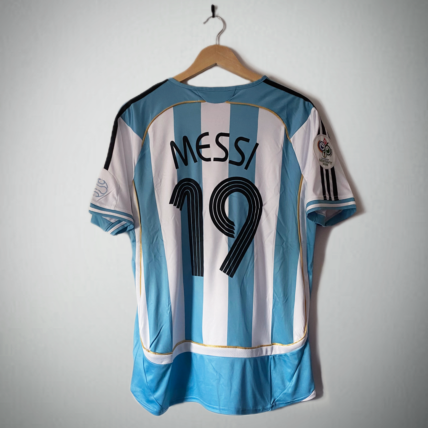 Retro Argentina Home Messi #19