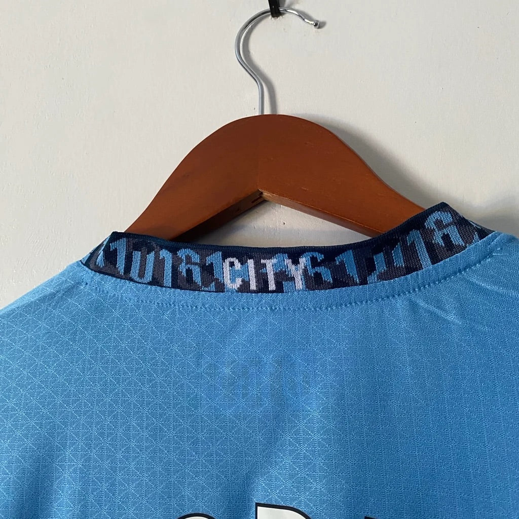 Player Version Manchester City 2024/25 Home Rodrigo #16