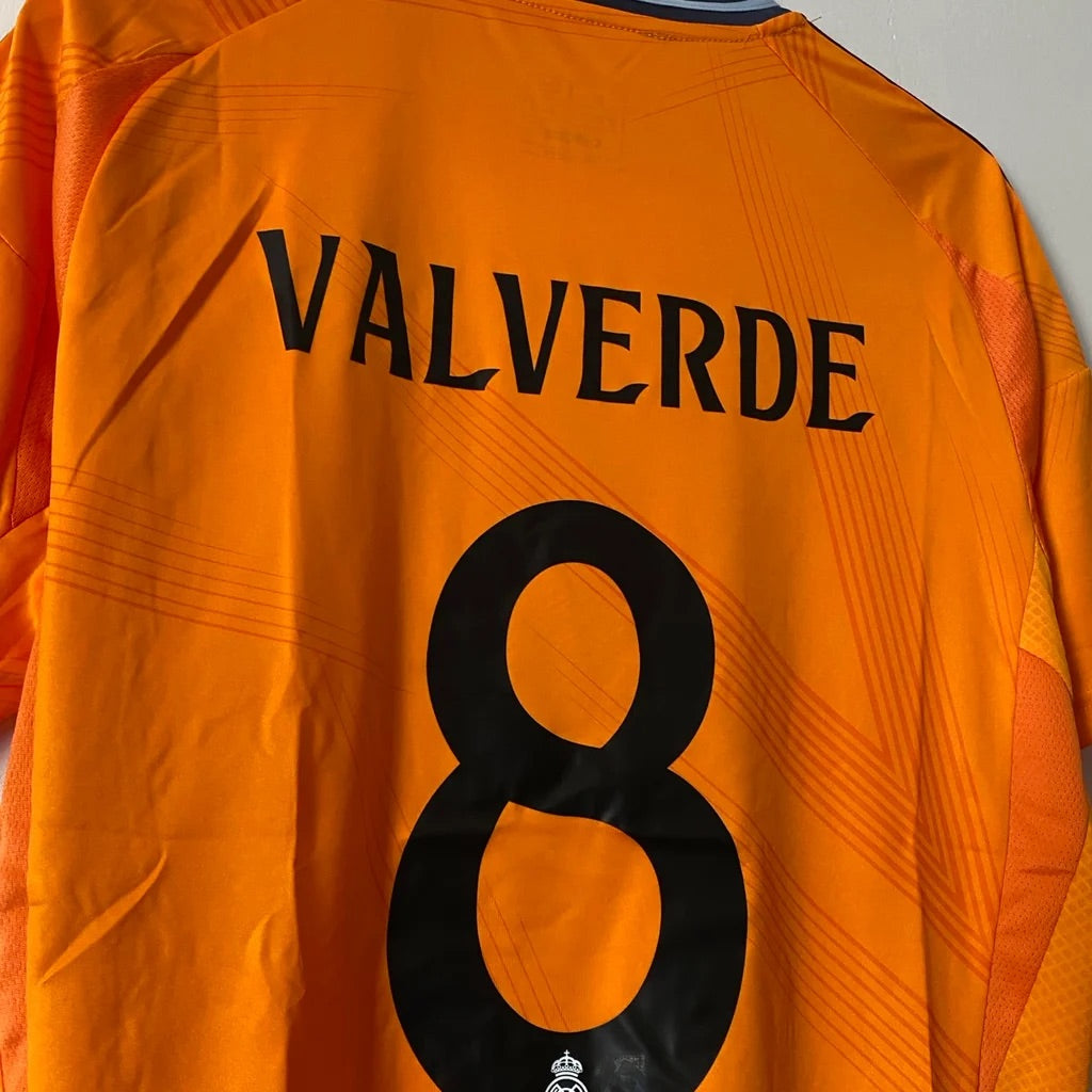 Real Madrid 2024/25 Away Valverde #8