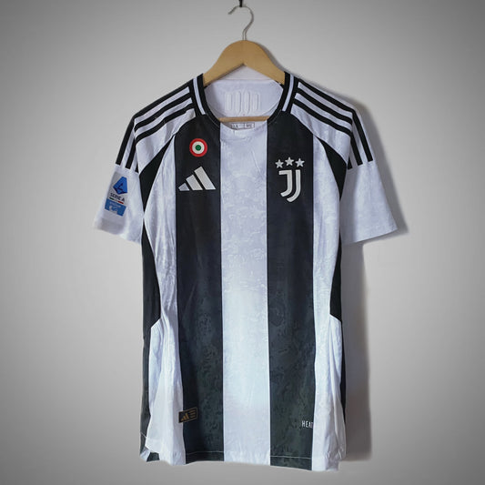 Player Version Juventus 2024/25 Home Jersey