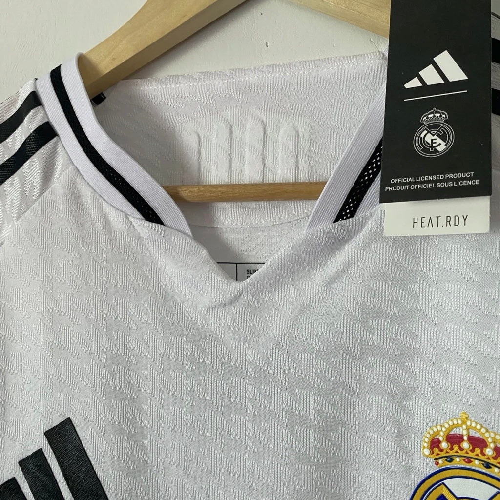 Player Version Real Madrid 2024/25 Home Vini Jr #7