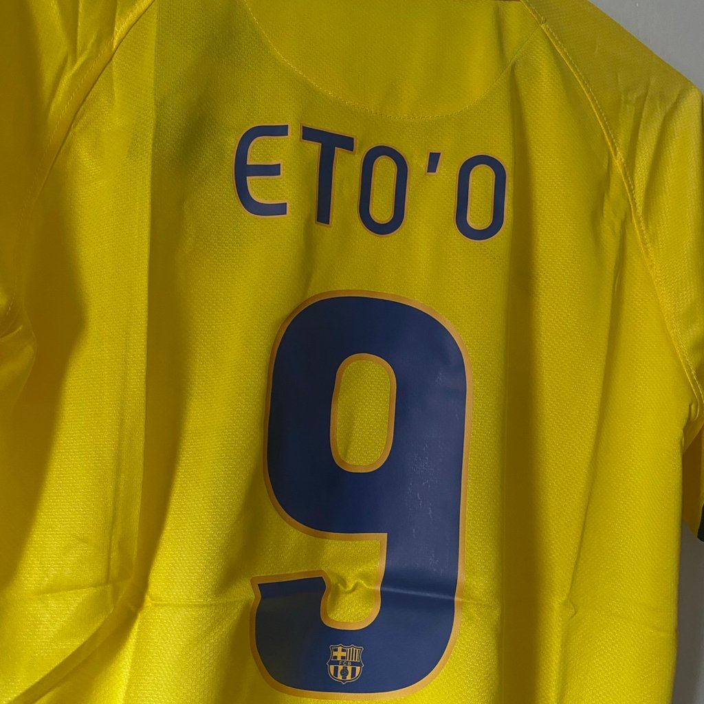 Barcelona Retro Eto'o #9